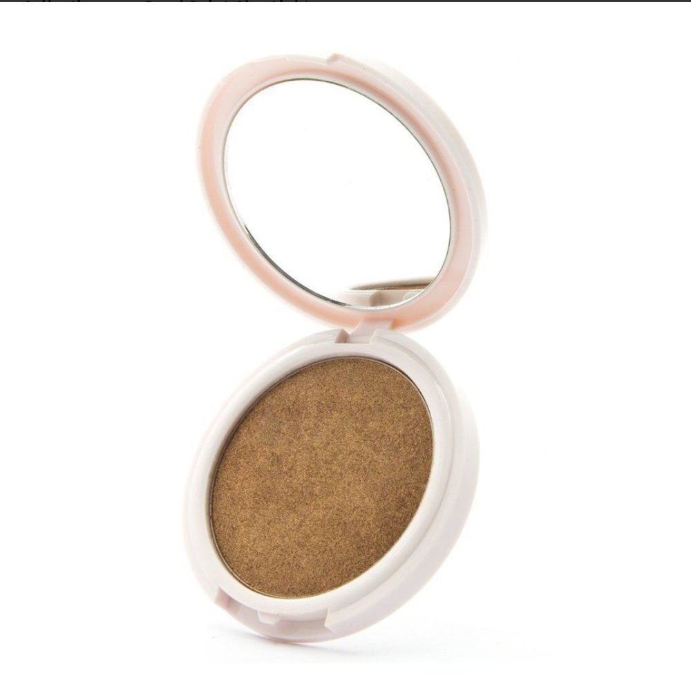 ✨FOCAL POINT GLOWLIGHTER - YOUR TREAT✨
